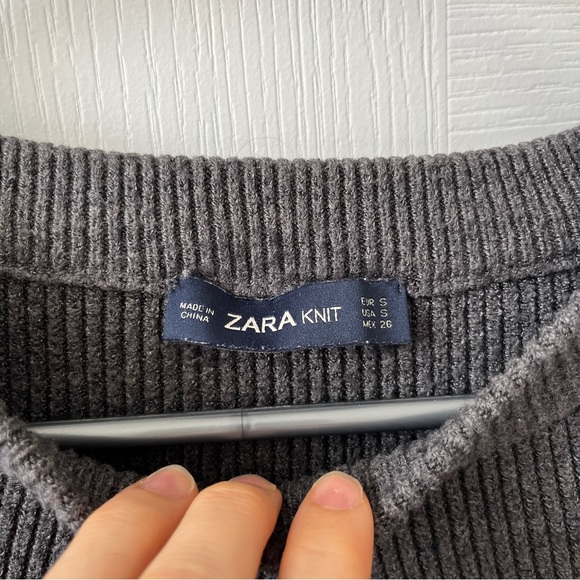 Zara - Cropped Crewneck Sweater - Picture 3 of 4